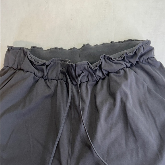 LULULEMON ATHLETIC PANTS STRETCH HIGH RISE FULL LENGTH GRAY JOGGER PANTS SZ 6 - Picture 2 of 11